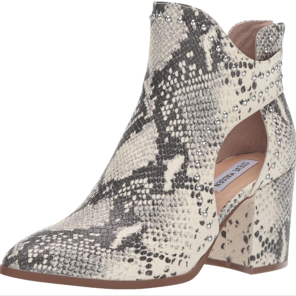 Steve Madden Justice Fashion Bootie - Picture 5 of 7